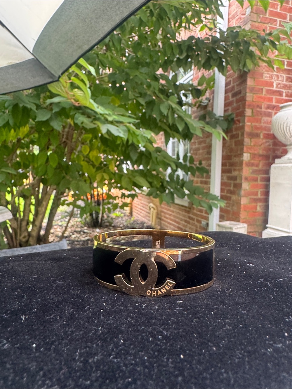 Bangle bracelet Black enamel and Gold tone Wide Bangle Bracelet